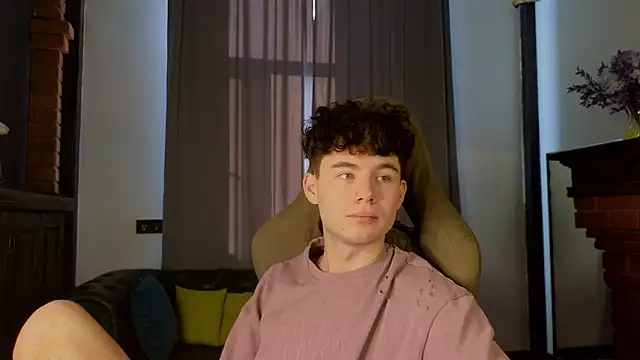 Cute Mike online show from March 11, 2026, 2:06 am