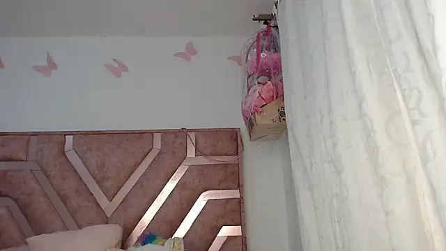 Rose Baker- online show from October 18, 2025, 4:59 am
