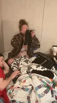 amandatheblondewife online show from February 3, 2026, 6:40 am