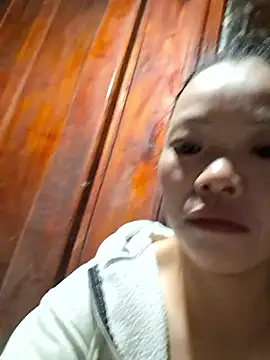 miomio-12 online show from October 14, 2025, 9:04 pm