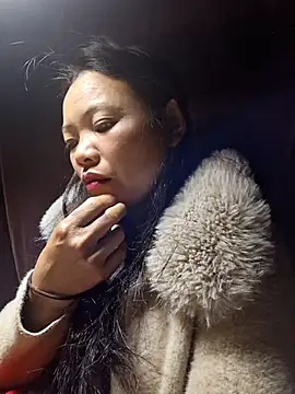 miomio-12 online show from March 13, 2026, 9:21 pm