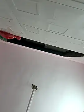 shohrab hot online show from November 20, 2025, 6:07 pm