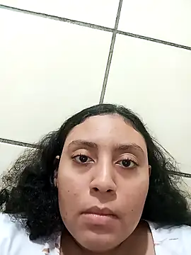 Snapshot of ZS_Oficial chatting on April 15, 2026, 3:19 pm ZS Oficial online show from April 15, 2026, 3:19 pm