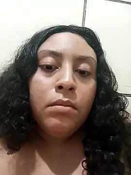 Snapshot of ZS_Oficial chatting on April 21, 2026, 7:47 am ZS Oficial online show from April 21, 2026, 7:47 am