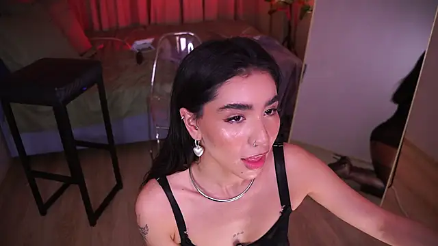 Snapshot of YokoKoko_ chatting on June 6, 2026, 5:34 am YokoKoko online show from June 6, 2026, 5:34 am
