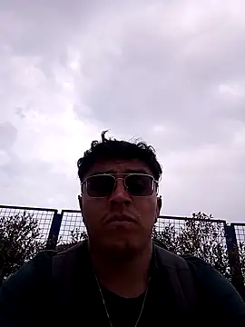 Snapshot of EithanFuckboys chatting on October 27, 2025, 8:24 pm EithanFuckboys online show from October 27, 2025, 8:24 pm