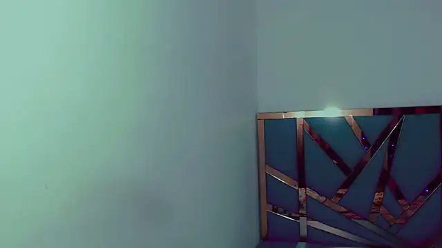 monserrath bitch naughty online show from November 27, 2025, 4:47 am