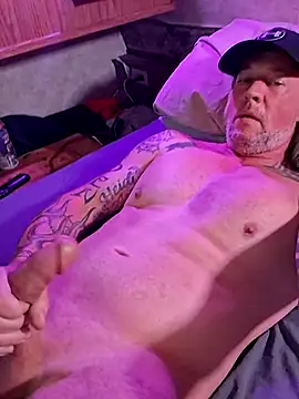 moonbeam37 online show from October 6, 2025, 6:38 pm