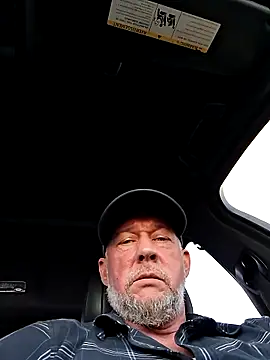 moonbeam37 online show from February 28, 2026, 9:27 pm