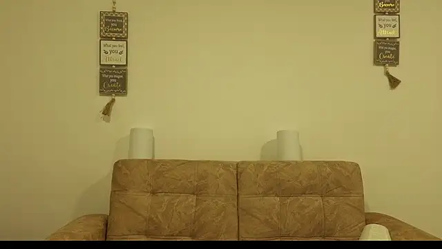 Catherine     online show from October 12, 2025, 9:08 am