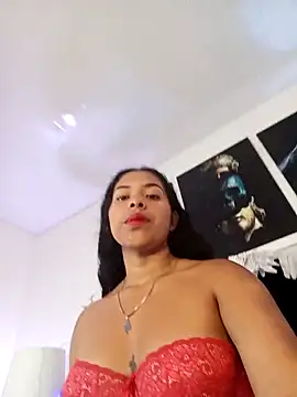 Amayavaldes online show from November 26, 2025, 2:01 am