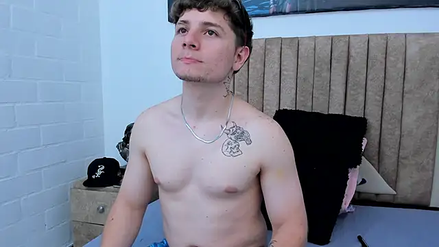 Leoo Miller online show from October 26, 2025, 9:04 am