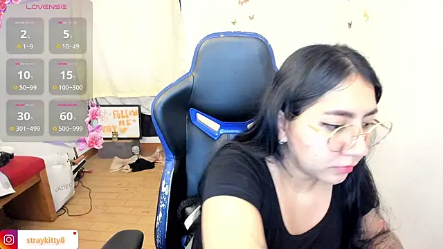 LoveLyy- online show from January 14, 2026, 5:51 pm