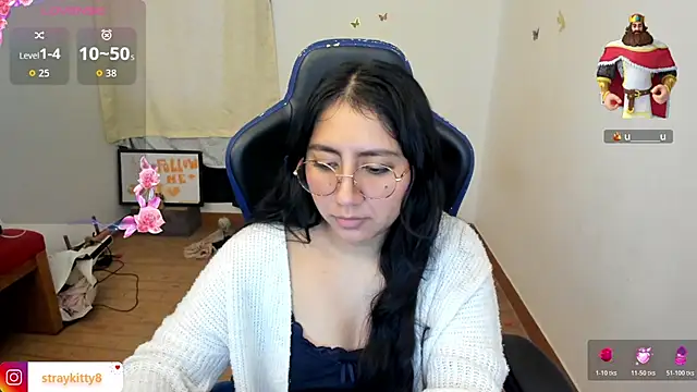 LoveLyy- online show from February 16, 2026, 1:51 pm