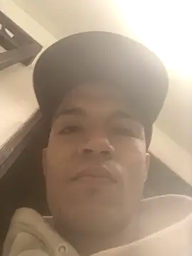 santyrestrepo online show from October 6, 2025, 12:24 pm