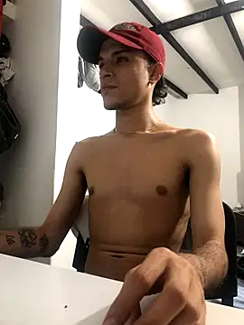 santyrestrepo online show from October 7, 2025, 3:36 am