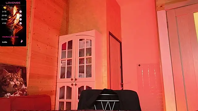 Snapshot of Lady_Shine chatting on February 19, 2026, 3:41 pm Lady Shine online show from February 19, 2026, 3:41 pm