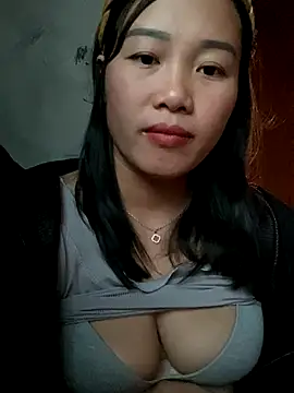 Pii x online show from November 12, 2025, 1:17 am