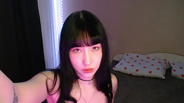 NaemiiBlush online show from November 1, 2025, 8:05 am