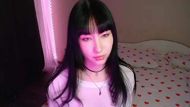 NaemiiBlush online show from November 12, 2025, 7:42 am