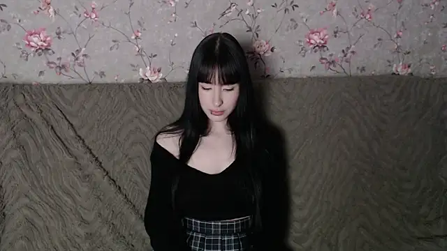 NaemiiBlush online show from April 1, 2026, 11:57 pm