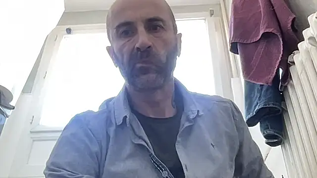 slave44nantes online show from October 13, 2025, 12:49 pm