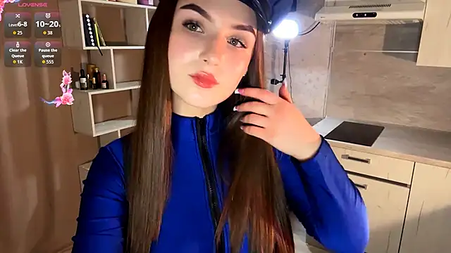 RinaModel online show from November 16, 2025, 6:02 pm