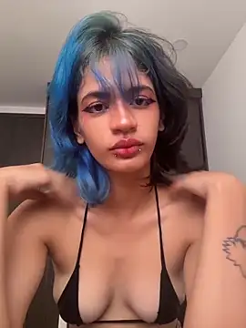 sukulaurens online show from April 6, 2026, 8:21 pm