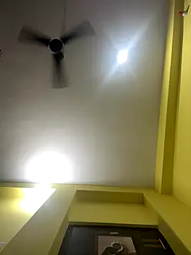 Snapshot of Goldi_school chatting on October 19, 2025, 10:10 pm Goldi school online show from October 19, 2025, 10:10 pm