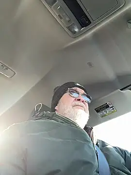 Jcaspen online show from March 17, 2026, 1:03 pm