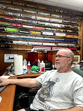 Jcaspen online show from April 18, 2026, 12:42 pm