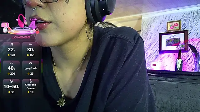 zora blue777 online show from February 28, 2026, 11:06 pm