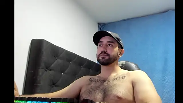 coolfriki online show from February 4, 2026, 11:42 pm