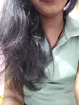 anjali2351 online show from April 4, 2026, 2:43 am