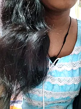 anjali2351 online show from April 14, 2026, 2:06 am