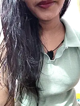 anjali2351 online show from April 19, 2026, 3:28 am