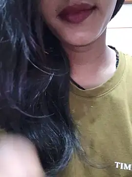 Snapshot of anjali2351 chatting on May 17, 2026, 10:44 am anjali2351 online show from May 17, 2026, 10:44 am