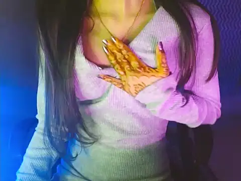 Roiseeee online show from February 10, 2026, 4:49 am