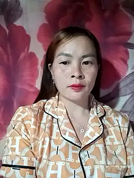 lucky774- online show from October 29, 2025, 4:48 am