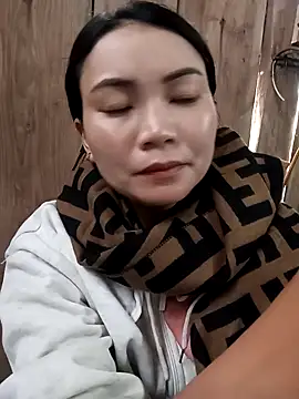 kun-love online show from November 14, 2025, 2:32 am