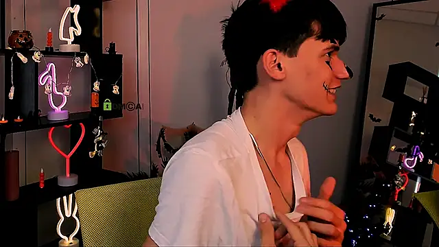 rico steel online show from October 30, 2025, 9:33 am