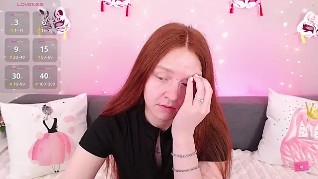 Evarey  online show from May 21, 2026, 5:03 am