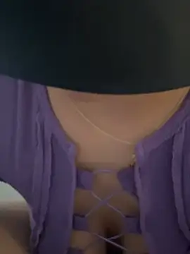 Teengirlmiaa online show from March 31, 2026, 9:43 am