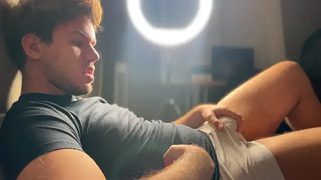 mynameischris online show from October 18, 2025, 9:04 pm