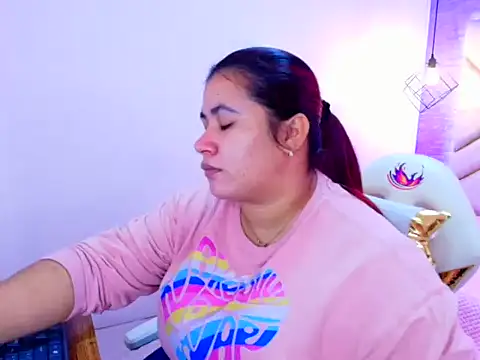 Addyy 02 online show from October 12, 2025, 11:42 am