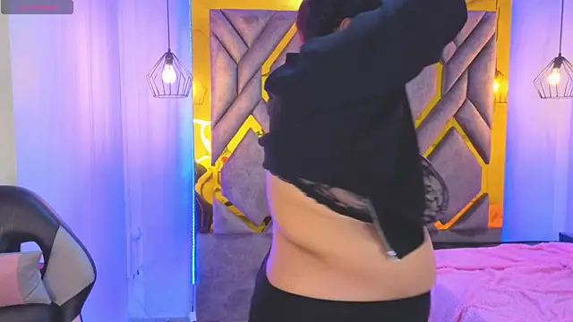 Addyy 02 online show from January 18, 2026, 12:09 pm