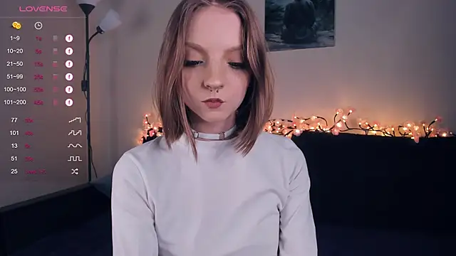 Snapshot of Golden_dawn chatting on October 24, 2025, 7:49 am Golden dawn online show from October 24, 2025, 7:49 am