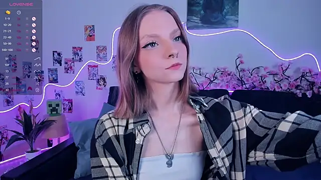 Snapshot of Golden_dawn chatting on November 21, 2025, 7:18 am Golden dawn online show from November 21, 2025, 7:18 am