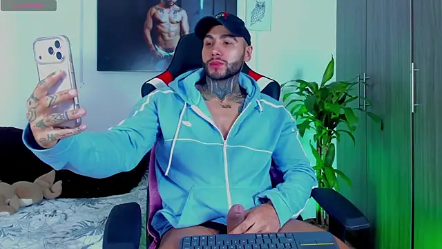 Danny Willson online show from April 15, 2026, 6:48 pm