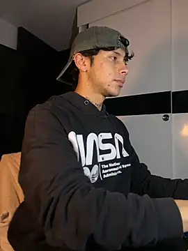 ErosDominant online show from November 16, 2025, 5:35 am